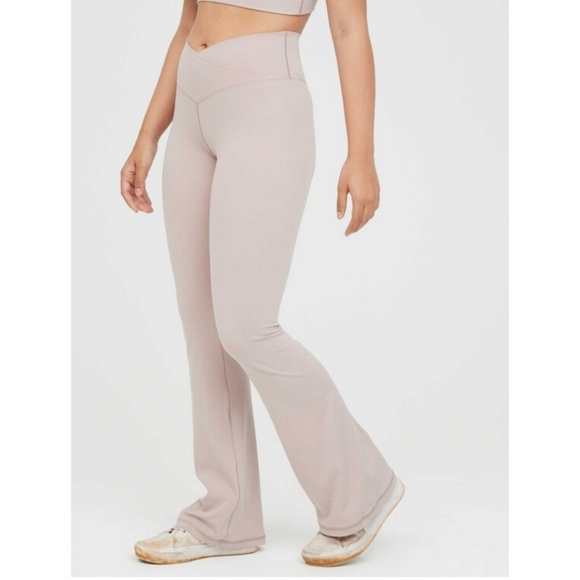 Crossover Yoga Pants Aerie